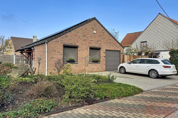 Huis
                                te koop
                                in Viane