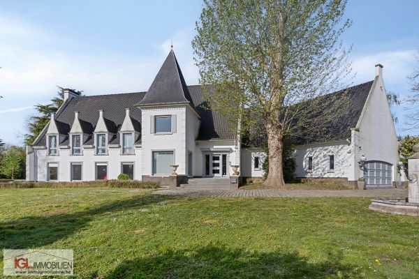 Estate main image