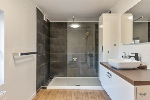 Huis te koop / Landen