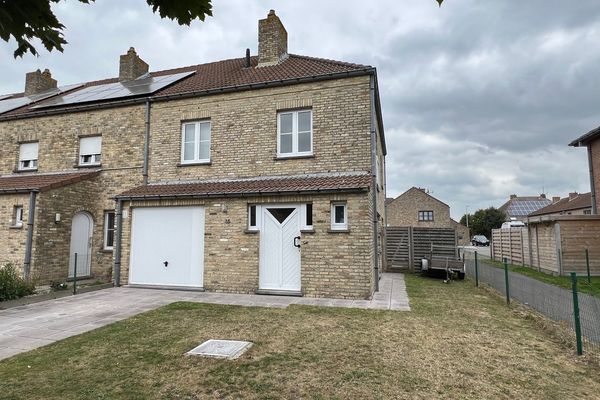 Huis
                                te koop
                                in Bredene