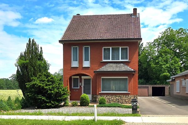 Huis
                                optie koop
                                in Lummen