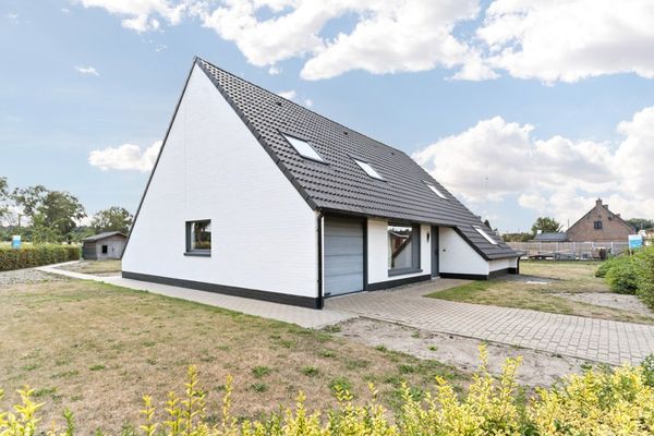 estate img