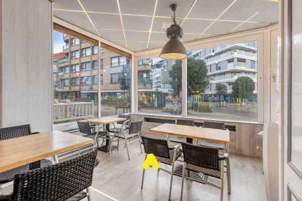 Commercial a louer / De Panne