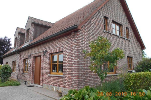 Woning
                            te huur in Beerlegem