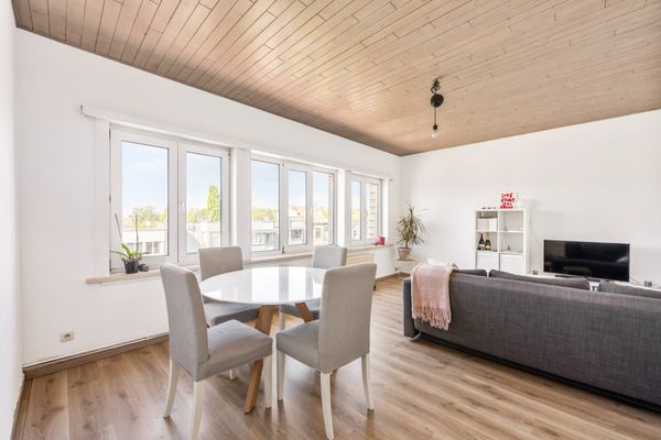 Appartement
                                te koop
                                in Merksem