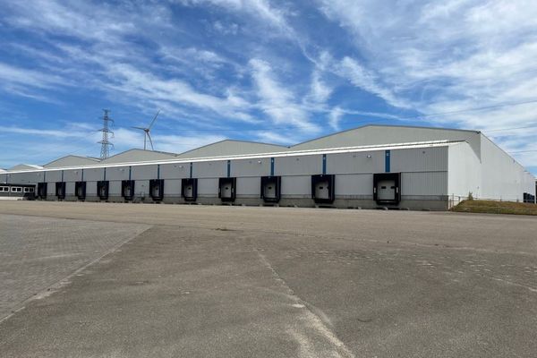 Semi industrieel in Genk