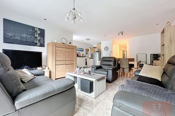 Appartement
                                te koop
                                in Wichelen