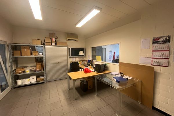 Industrieel te koop / Hasselt