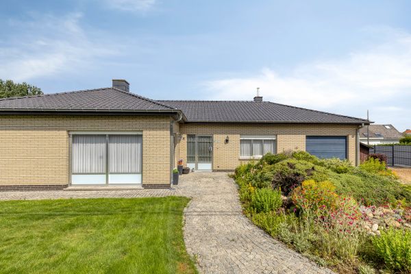 Bungalow in Pamel