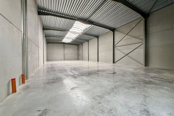 Commercieel te koop / Eeklo