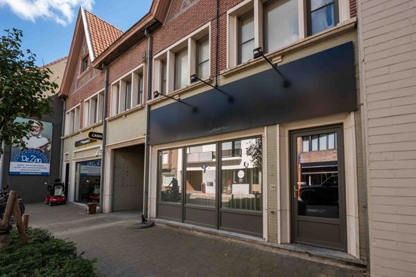 Commercieel
                                te koop
                                in Deerlijk