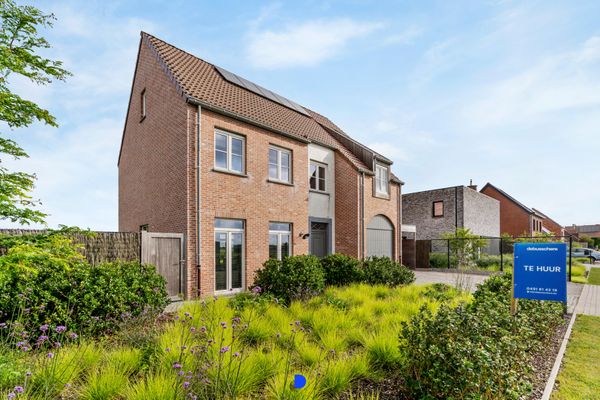 Villa
                            verhuurd in Roeselare