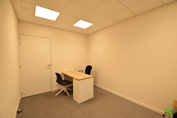 Kantoor te huur in Zomergem