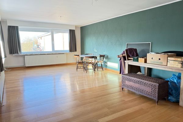 Estate main image
