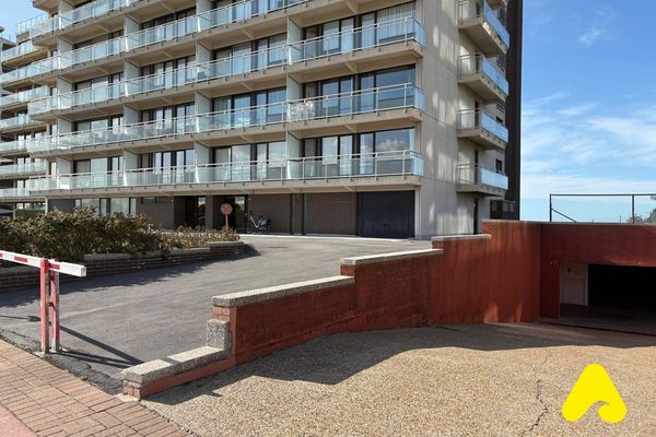 Garage te koop / De Panne