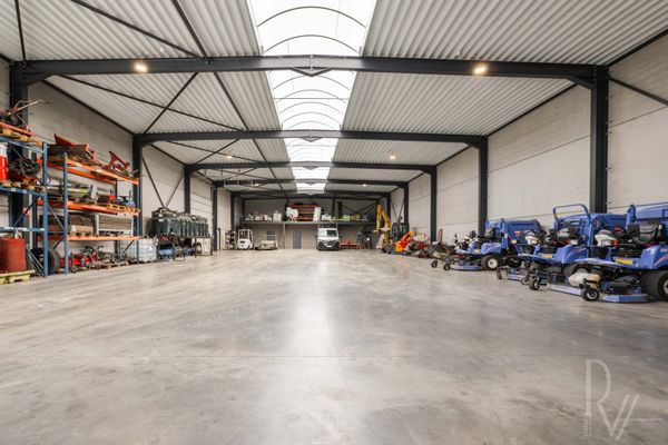 Magazijn te koop in Meulebeke