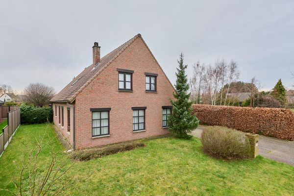 Huis
                                optie koop
                                in Lommel