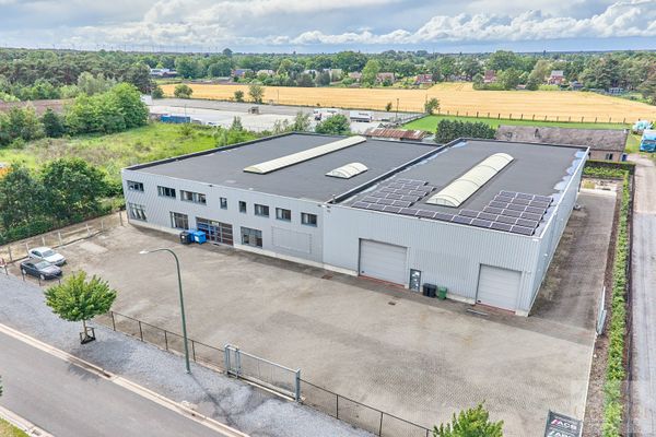 Bedrijfsgebouw
                            te huur in Pelt