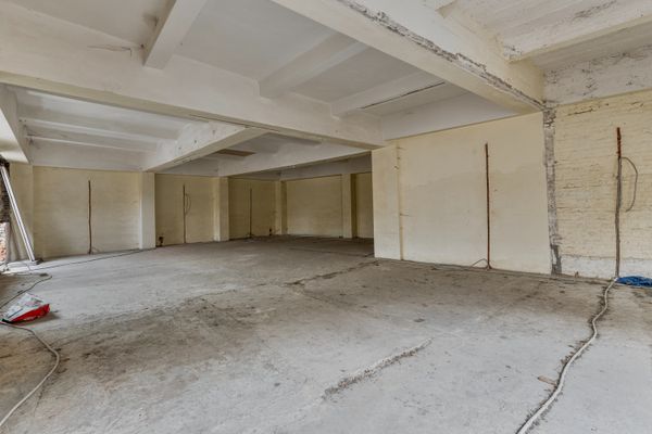 Estate main image