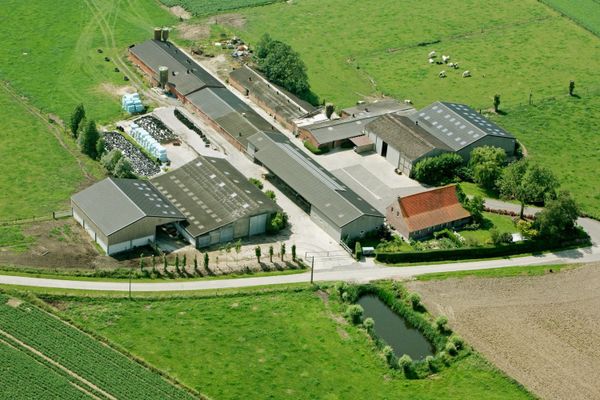 Boerderij
                            te koop in Lo-Reninge