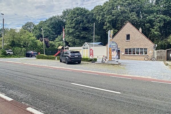 Handelspand met woonst in Koersel