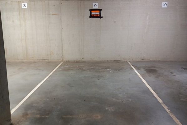 Garage te huur / Halle