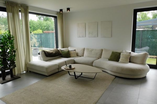 Huis te huur / Paal