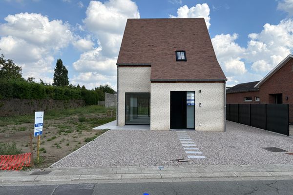 Huis
                            te huur in Desselgem