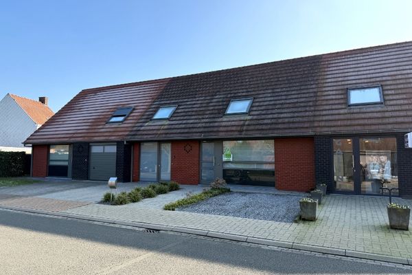 Huis
                                te koop
                                in Roeselare