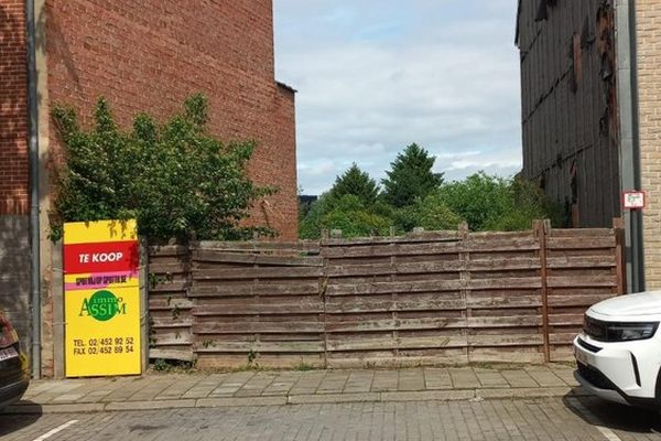 Bouwgrond
                            te koop in Zellik