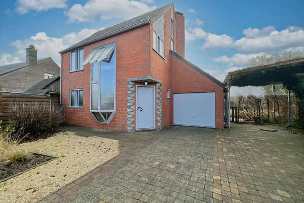 Huis
                                te koop
                                in Torhout