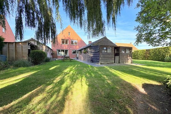 Huis
                                te koop
                                in Zarren