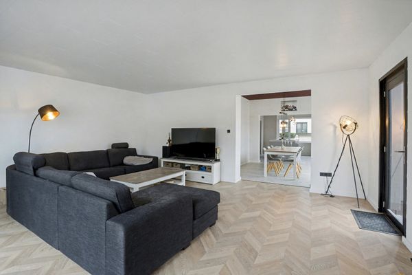 Huis te koop / Hoeleden