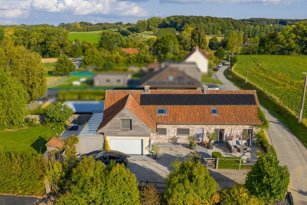 Huis
                                te koop
                                in Maarkedal