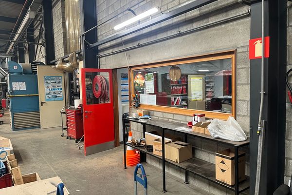 Industrieel te koop / Landen