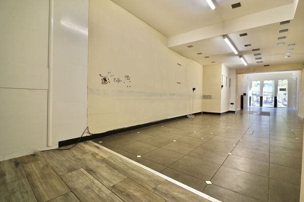 Commercieel te huur / Eeklo