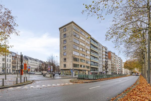 Estate main image