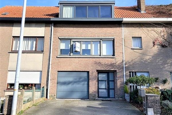 Bel-étage
                            te huur in Hamme