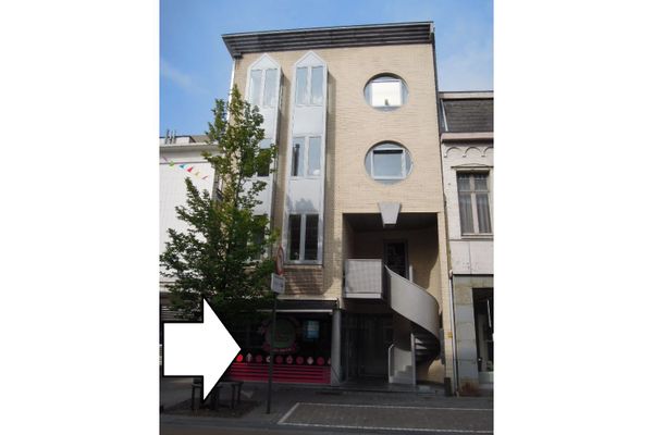 Estate main image