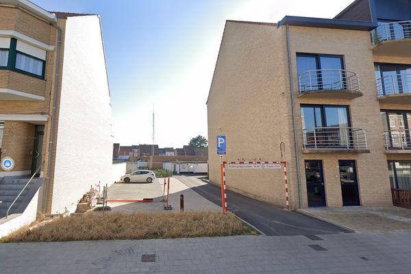 Garage
                                a vendre
                                in La Panne