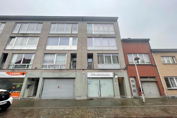 Opbrengsteigendom
                            te koop in Merksem