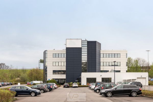 Estate main image