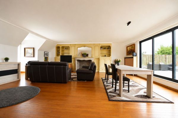 Commercieel te koop / Eeklo