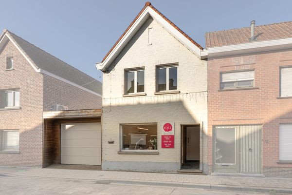 Huis
                                te koop
                                in Desselgem