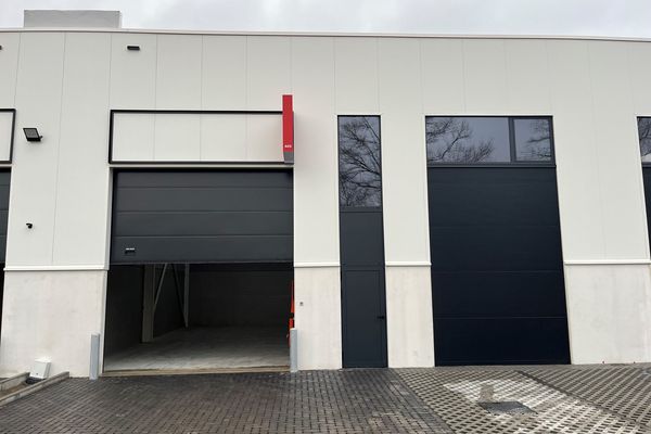 Industrieel te huur / Genk