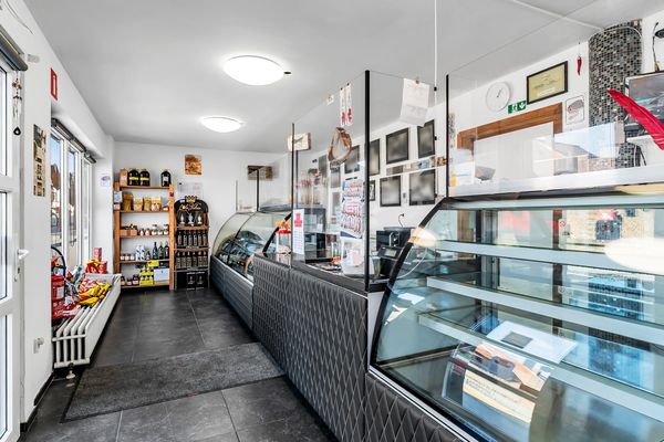 Commercieel te koop / Maasmechelen