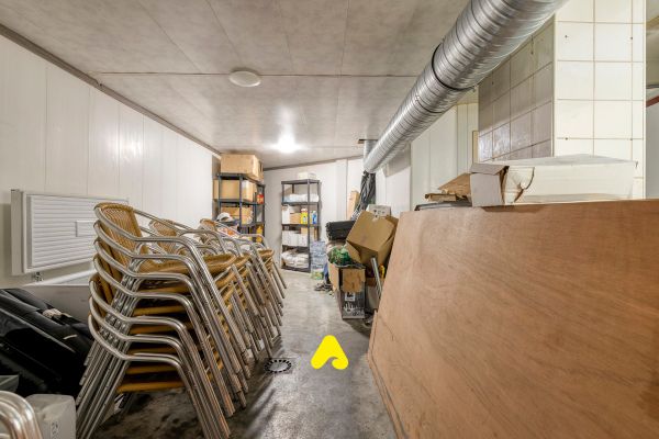 Commercial a louer / De Panne