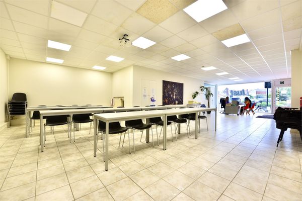 Commercieel te koop / Eeklo