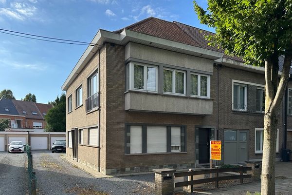 Huis
                                te koop
                                in Mariakerke