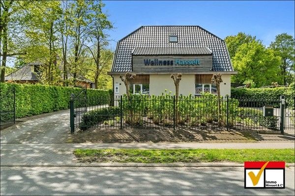 Villa
                            te koop in Hasselt